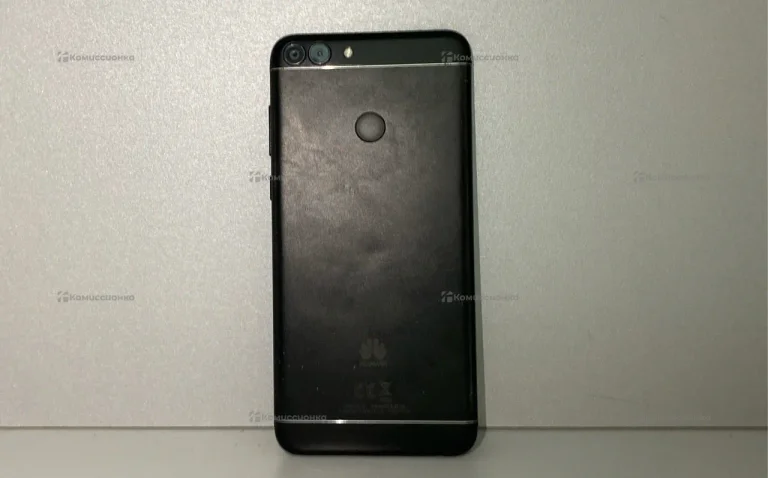 Huawei P smart 3/32 ГБ