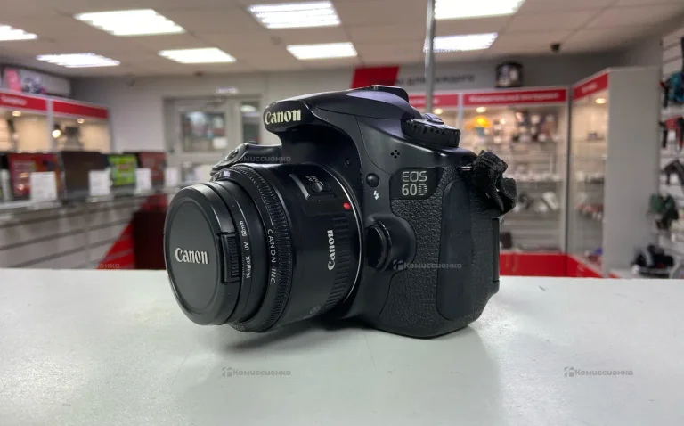 Фотоаппарат Canon EOS 60D + Canon EF 50mm 1:1.8 I