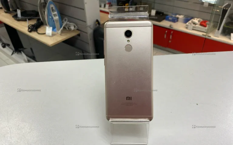 Xiaomi Redmi 5 3/32 ГБ