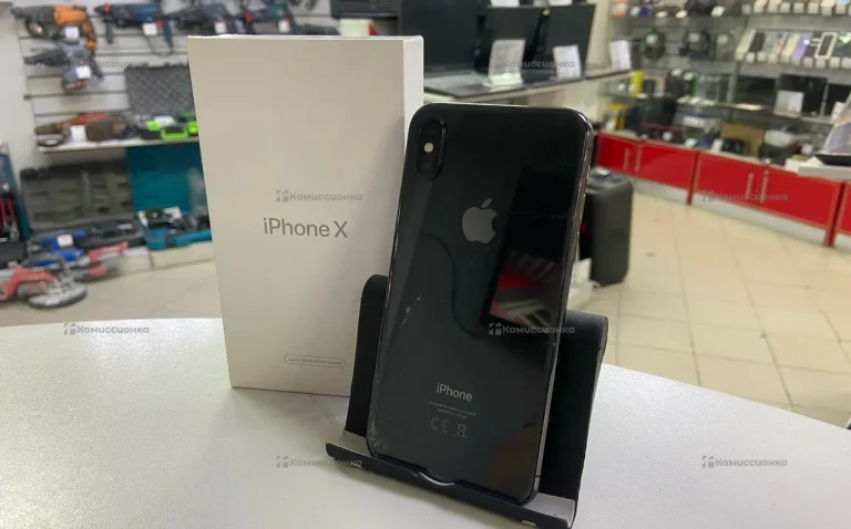 Apple iPhone X 3/64 ГБ