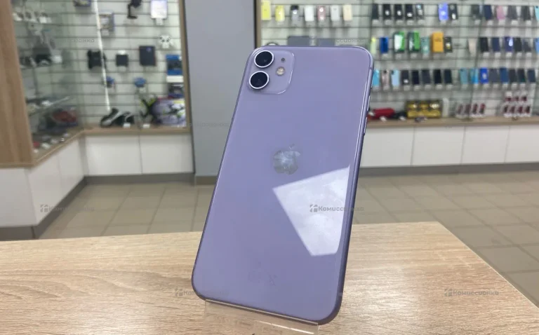 Apple iPhone 11 4/64 ГБ