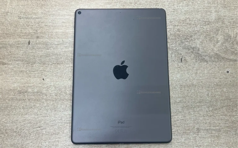 Планшет Apple iPad AIR 3-го поколения