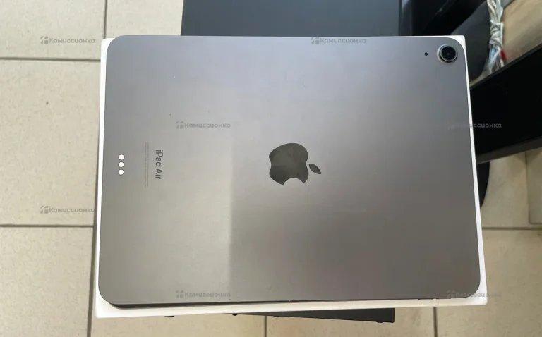 Планшет Apple ipad air 5 поколения 256GB wi-fi
