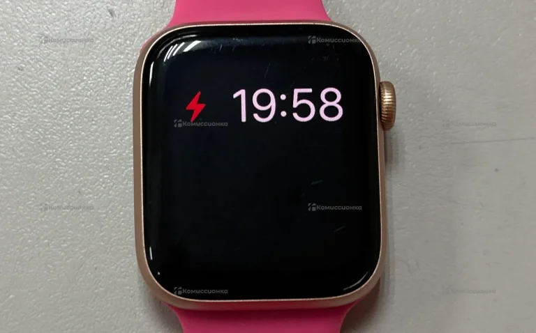 Apple a2352