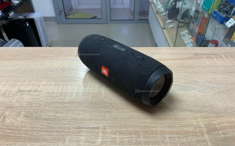 Колонка  JBL CHARGE 3