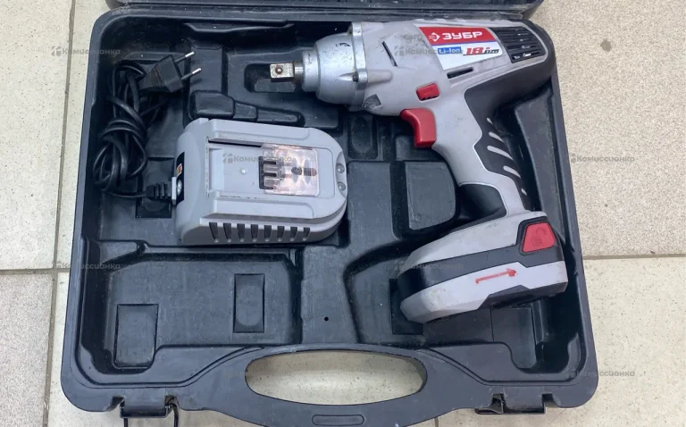 Аккумуляторный Гайковерт ЗУБР ЗГУА-18 Ли К