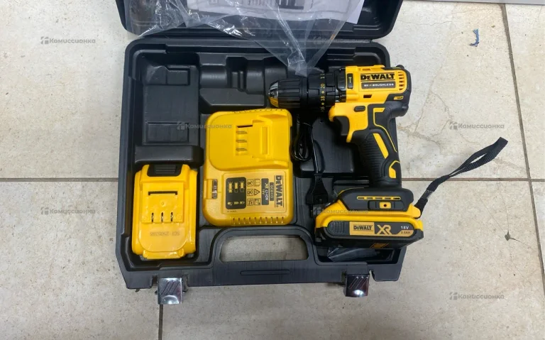 Шуруповерт Dewalt DCD708(реп)