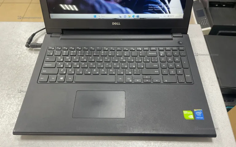 Ноутбук Dell Inspirion 15 P40F