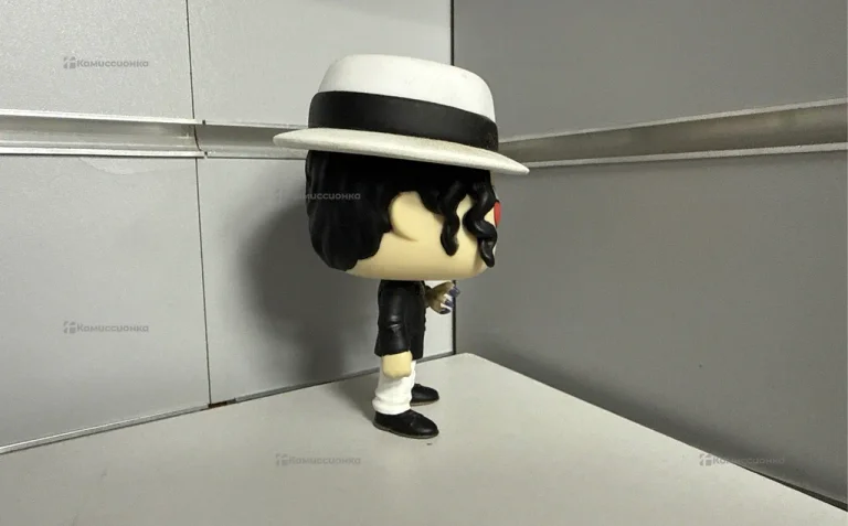 Фигурка Клинок рассекающий демонов Мудзан Кибуцуд