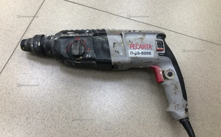 Перфоратор Ресанта П-28-800К