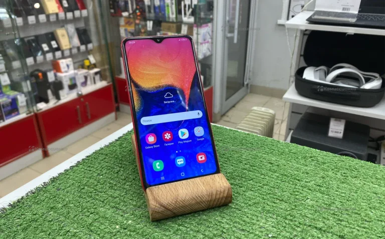 Samsung Galaxy A10 2/32 ГБ