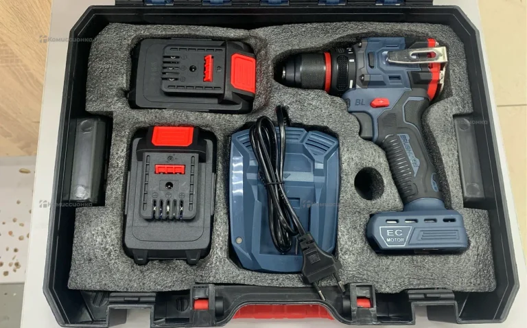 шуруповерт метал патрон Makitoni