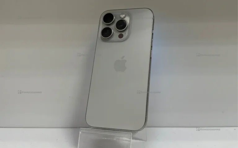 Apple iPhone 15 Pro 8/128 ГБ