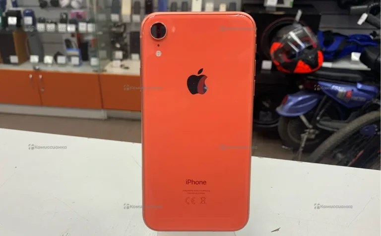 Apple IPhone XR 64Гб
