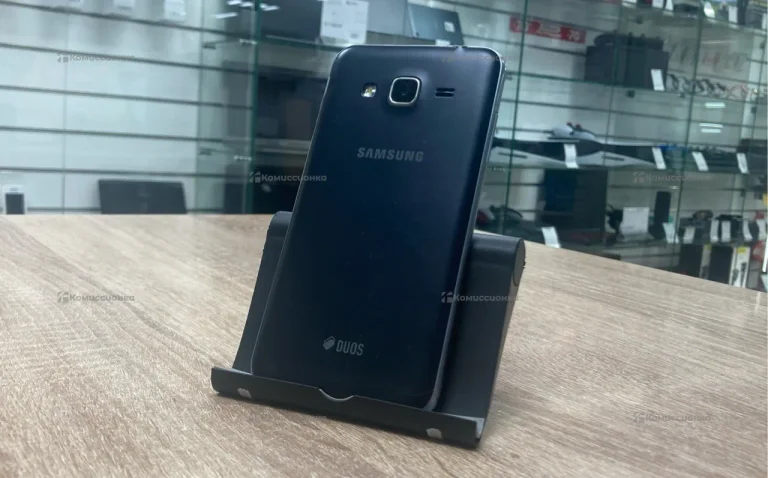Samsung Galaxy J3 (2016) 2/16 ГБ