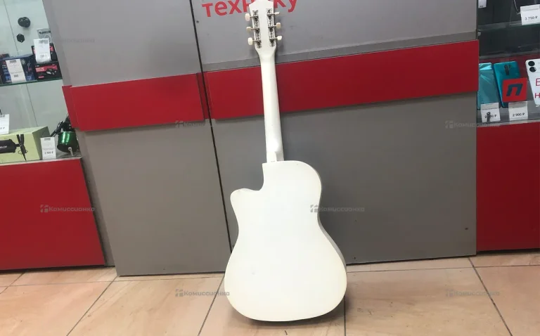 Гитара Belucci BC-3820C WH