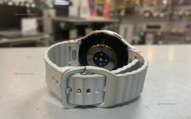 Часы Samsung Galaxy Watch 7 44 мм