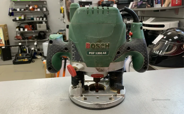 Фрезер Bosch POF 1200 AE