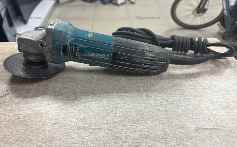 УШМ makita GA5030