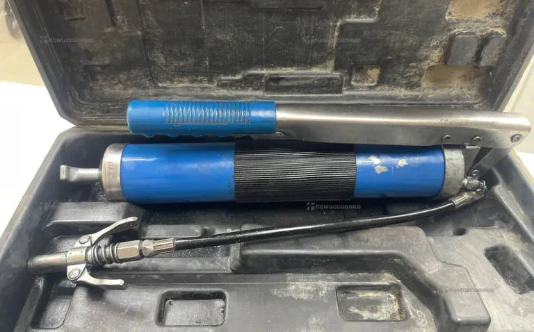 шприц для смазки