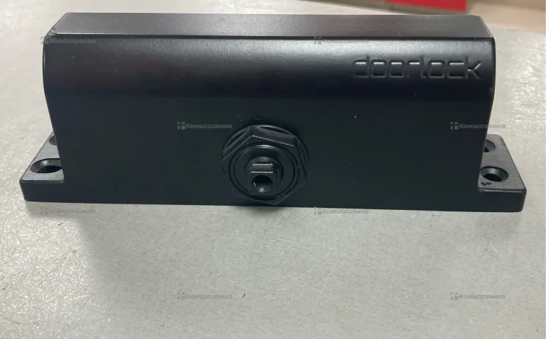 Доводчик Lock