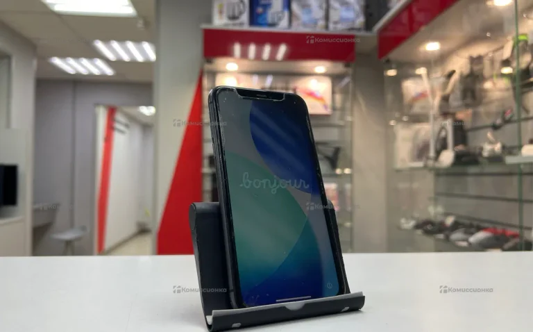 Apple iPhone 11 4/64 ГБ