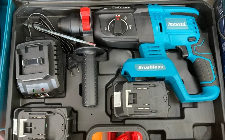Аккумуляторный перфоратор Makita (реп)