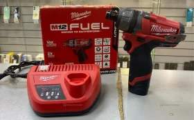 Шуруповерт Milwaukee M12 CD-0