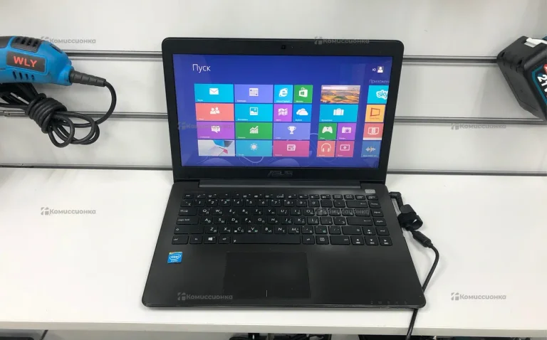 Ноутбук ASUS F402C