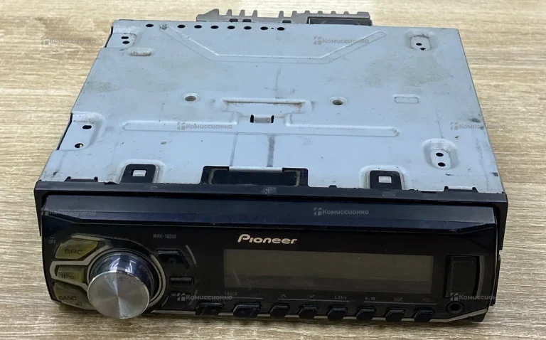 Автомагнитола  pioneer mvh-160ui