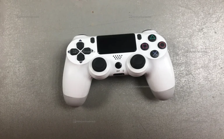 Геймпад Sony DualShock 4