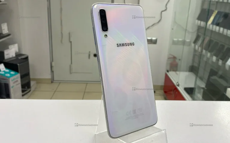 Samsung Galaxy A70 8/128 ГБ