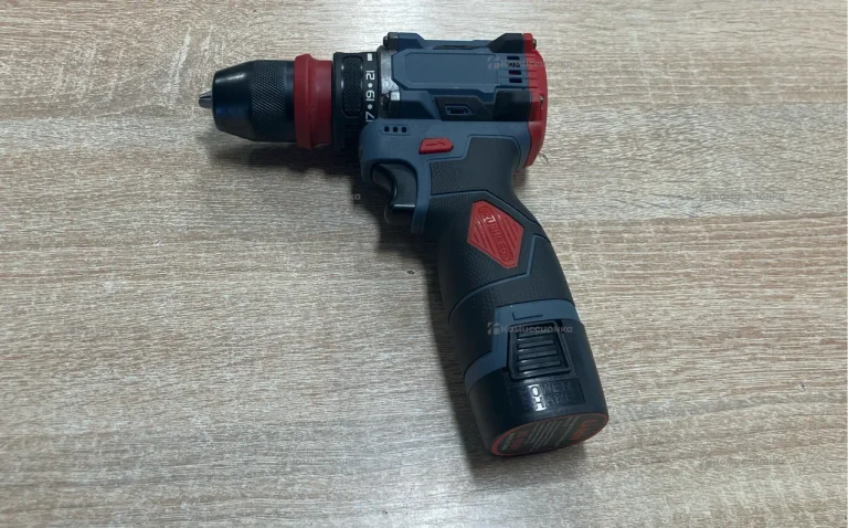 Дрель шуруповерт бесщеточный Brushless 38N.m