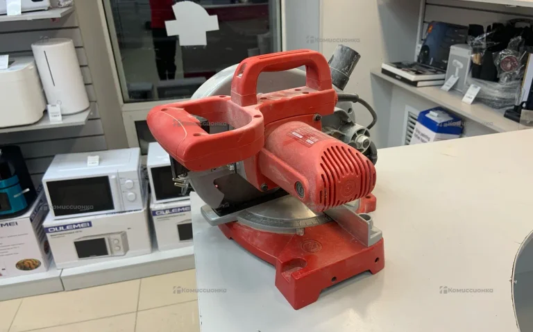 Торцовочная пила Elitech ПТ 1321 Промо