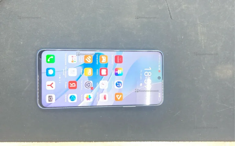 Huawei nova 13i 8/128 ГБ