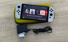 Приставка Nintendo Switch OLED 64 ГБ