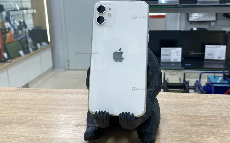 Apple IPhone 11 64Gb