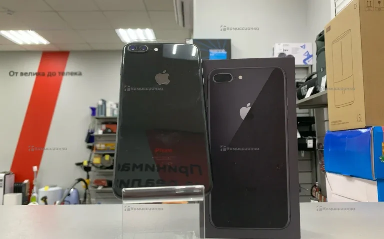 Apple iPhone 8 Plus 3/64 ГБ