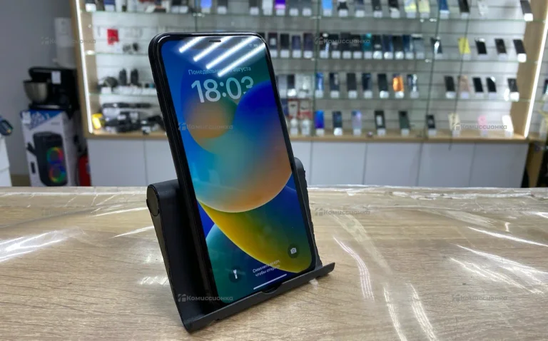 Apple iPhone 11 64 ГБ