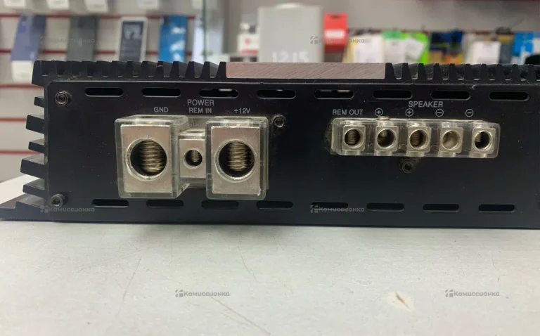 Усилитель  ALPHARD DB-2000.1D