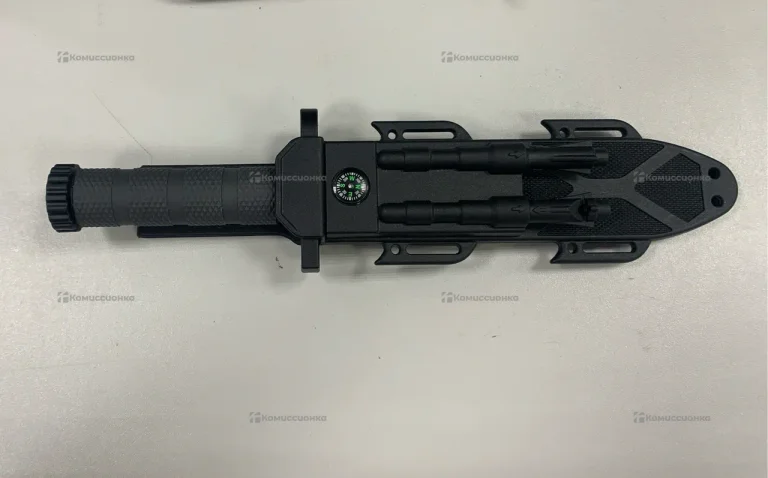 Нож туристический