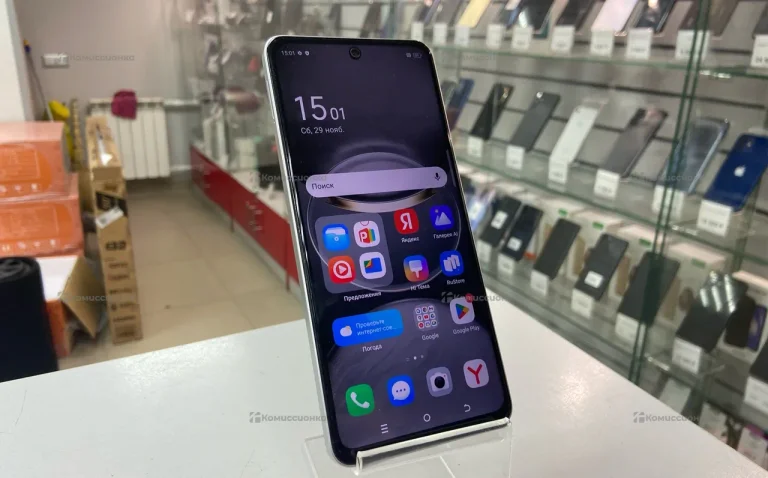 Tecno Spark 30 8/256 ГБ