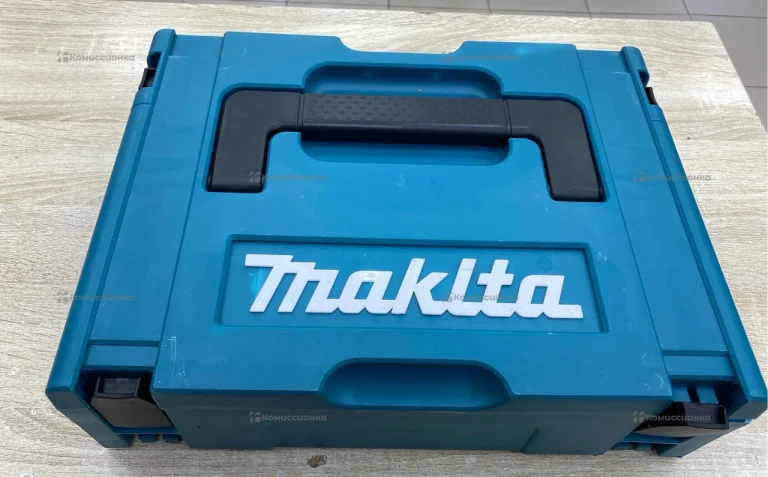 Гвоздезабивной пистолет Makita 21V