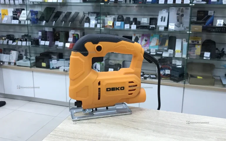 Электролобзик DEKO DKJS600