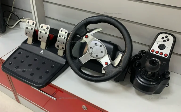 Игровой руль Logitech G25