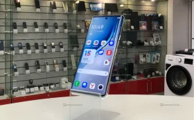 Tecno CAMON 40 Pro 5G 8/256 Гб