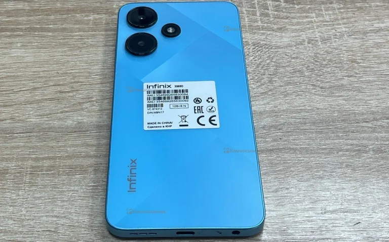 Infinix Hot 30i 8/128 ГБ