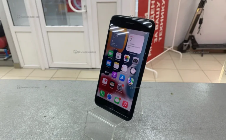 Apple iPhone 7 Plus 3/128 ГБ