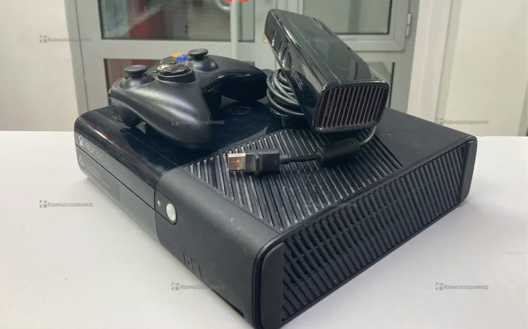 Приставка Xbox 360E 500гб