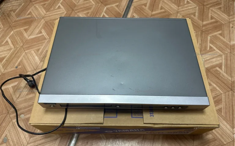 DVD YAMAHA S550